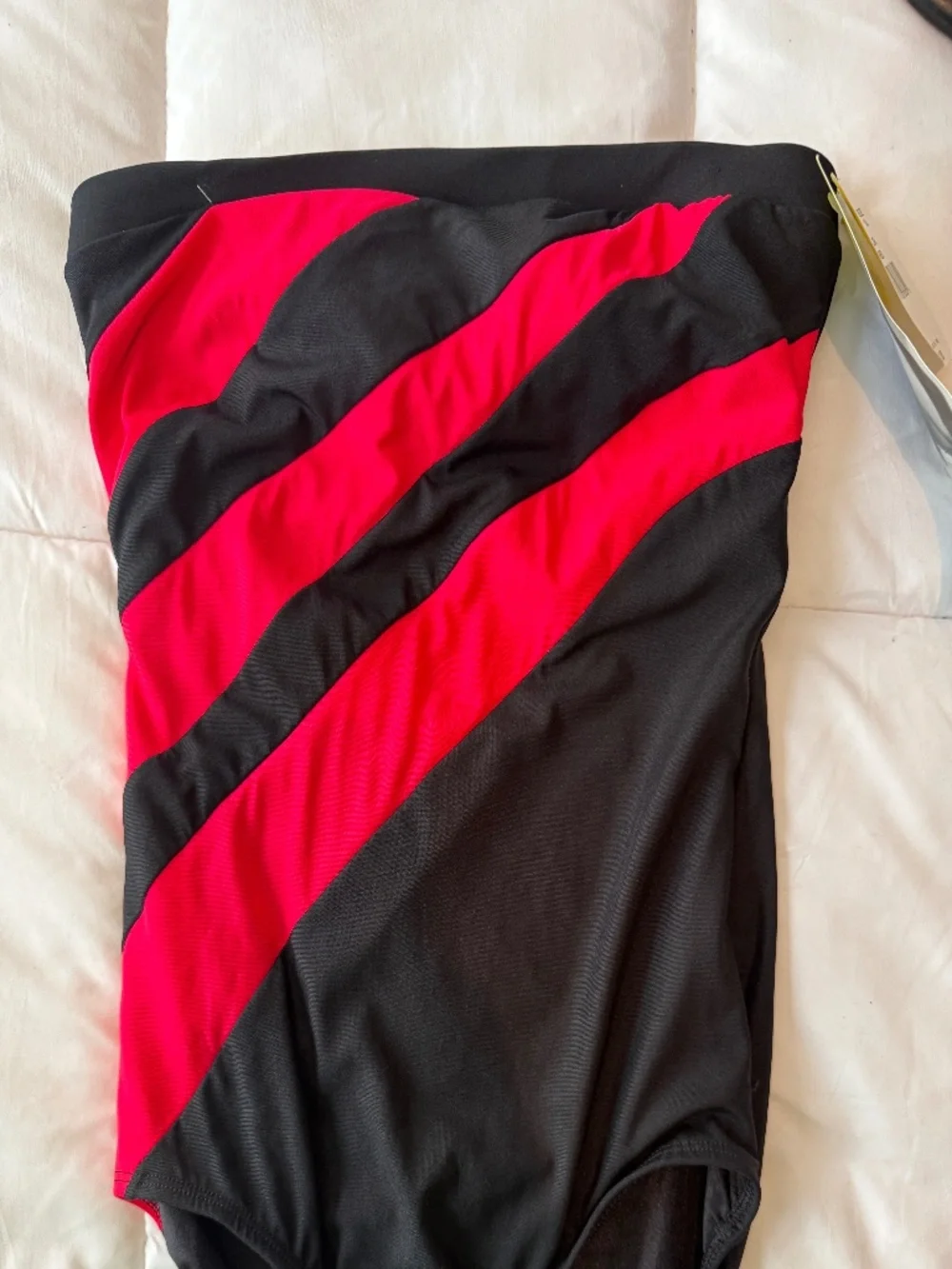 Longitude One Piece Swimsuit Size 14 Red & Black Colorblock Tummy Control NWT